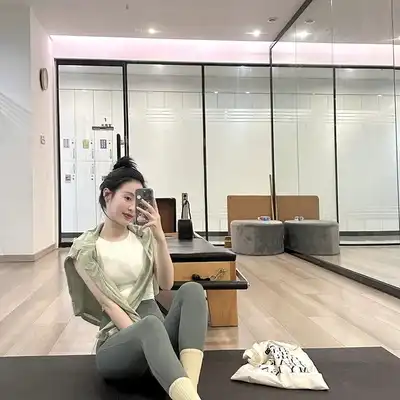 孟英